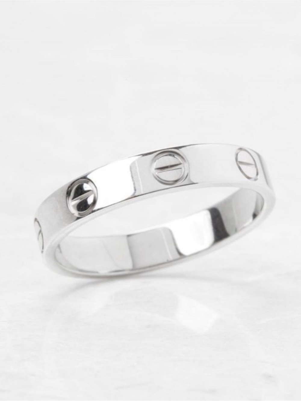 💎💍 Silver Screw-Detail Band Ring - Love Inspired